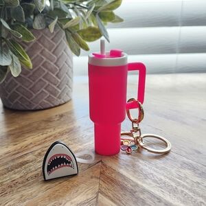 Tumbler Keychain Charm With Shark Straw Cover